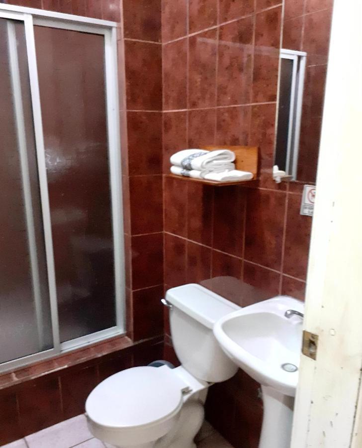Hostal Brilliant Quito Zewnętrze zdjęcie