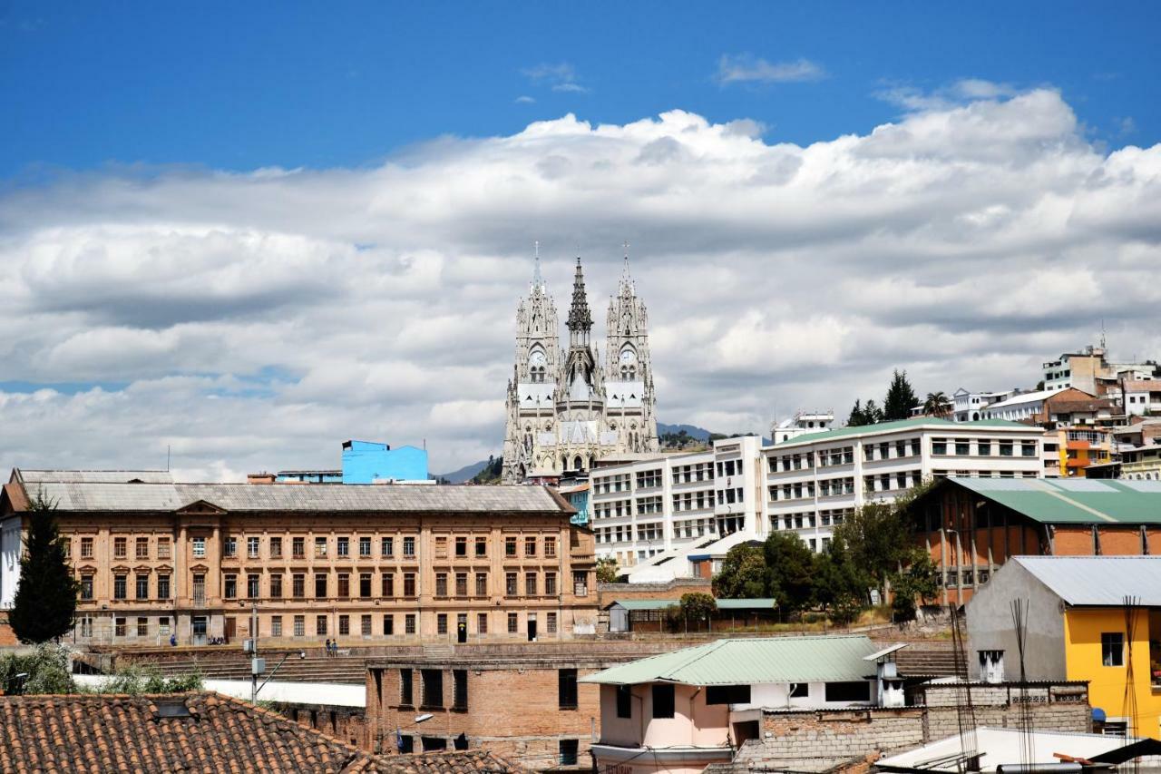Hostal Brilliant Quito Zewnętrze zdjęcie